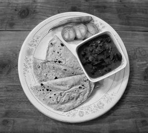 Chapathi With Kadala Curry