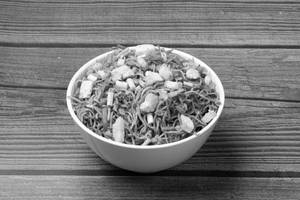 Egg chowmein
