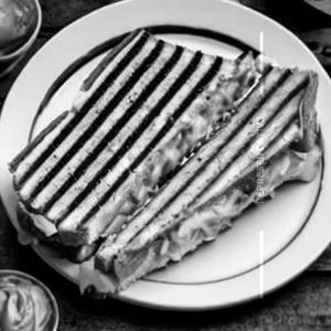 Grilled Veg Cheese Sandwich