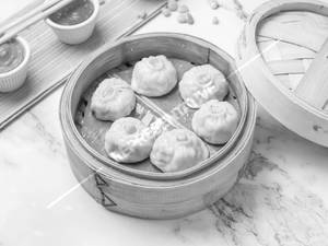 Corn & Cheese Momos