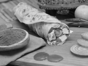Egg Paneer Roll