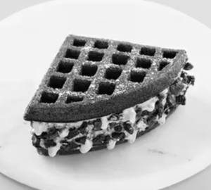 Kiki & Oreo Cream Waffle