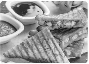Paneer Makhni Sandwich Grill