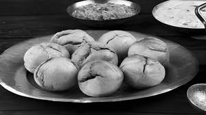 Bati Ghi Ke Saath(1pc)
