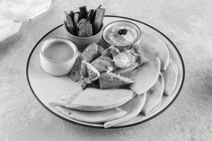 Non Veg Lebanese Platter