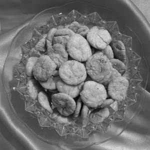Plain Suhali (300 Gms)