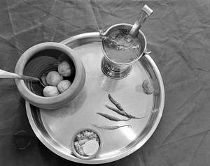 Gulabii Dal Bati