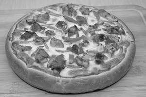 Tandoori Chicken Pizza