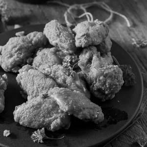 Classic Fried Chicken Wings [5pcs].