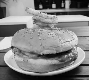 Kalari Burger