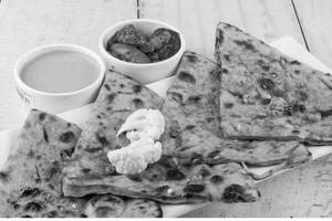 Gobhi Pyaaj Paratha