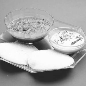 Idli (2 Pc)