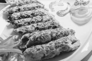 Chicken Seekh Kebab [serves 1-2] [8 Piece]