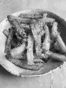 French fries toss in hot garlic sauce