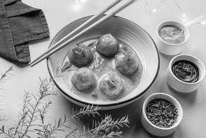 Chicken In Green Curry Dimsums (6 Pc)