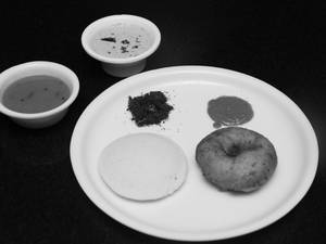 1 Idli & 1 Vada