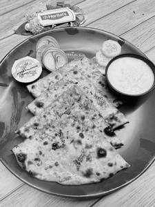 Aloo Stuffed Paratha With Dahi