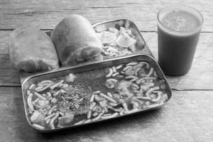 Mamledar Misal Pav + Solkadi