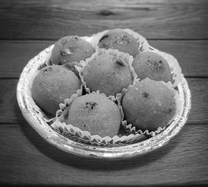 Kesar Boondi Laddu