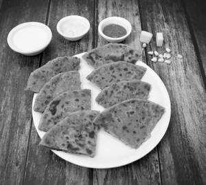 2 Jalapeno Cheese Corn Paratha