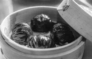 Purple Chicken Coriander Dumpling 4pcs
