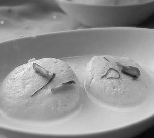 Rasmalai (2 Pcs)