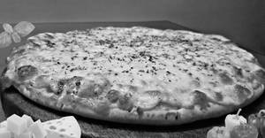 Regular Double Cheese Margherita 