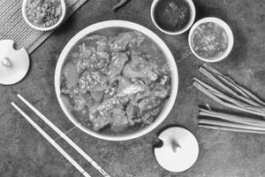 Sliced Lamb in Choice Of Sauce