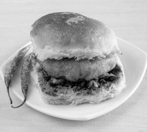 Bombay Special Jumbo Vada Pav