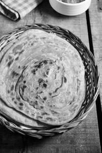 Lachha paratha