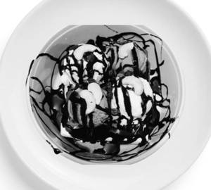 Walnut Brownie With Vanilla Ice Cream Brownie Fudge