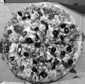 Veggi Paradise Pizza Large