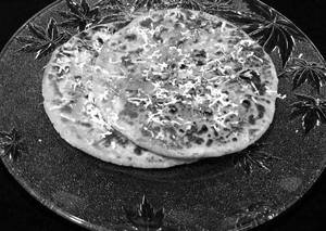 Aloo Cheese Paratha 