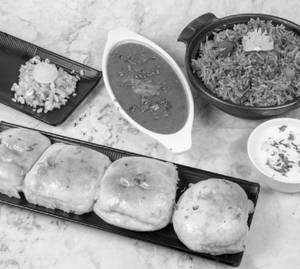 Pav Bhaji Pulav Combo[Pav bhaji + 2 Pavs + Tawa Pulav + Raita]