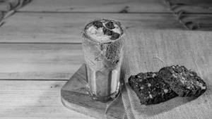 Walnut Brownie Mocktail Shake