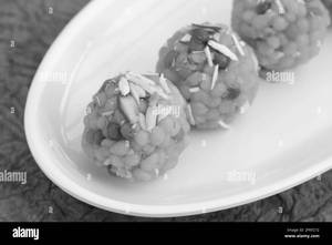 Desi Ghee Jodhpuri Laddu
