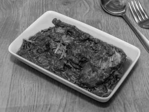 Karuvepilai Chicken