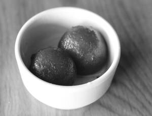 GULAB JAMUN.