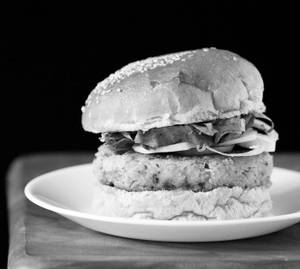 Tandoori Chicken Cheese Burger