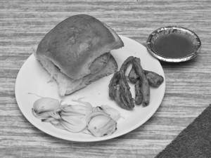 Mora Butter Vada Pav