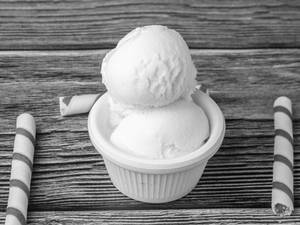 Vanilla Ice Cream Cup