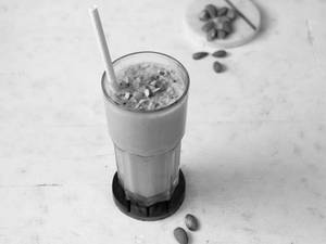 Fresh Strawberry Milkshake