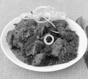 Chicken Varutharachathu