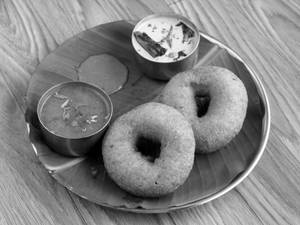 Vada (2 Pcs)