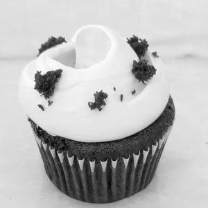 Eggless Chocolate with White Chocolate Buttercream - Pack of Two