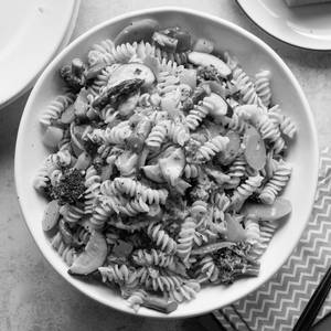 Primavera Pasta Sizzler