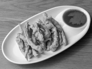 Extra Mirchi Bhajiya