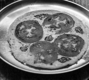 Special Tomato Uttapam