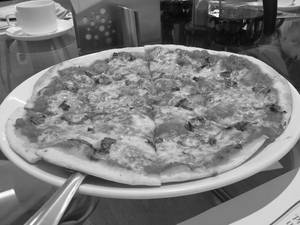 World Favorite Pizza Margherita Vegetarian