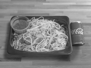 Chicken Hakka Noodles + Coke (200 ml ) 